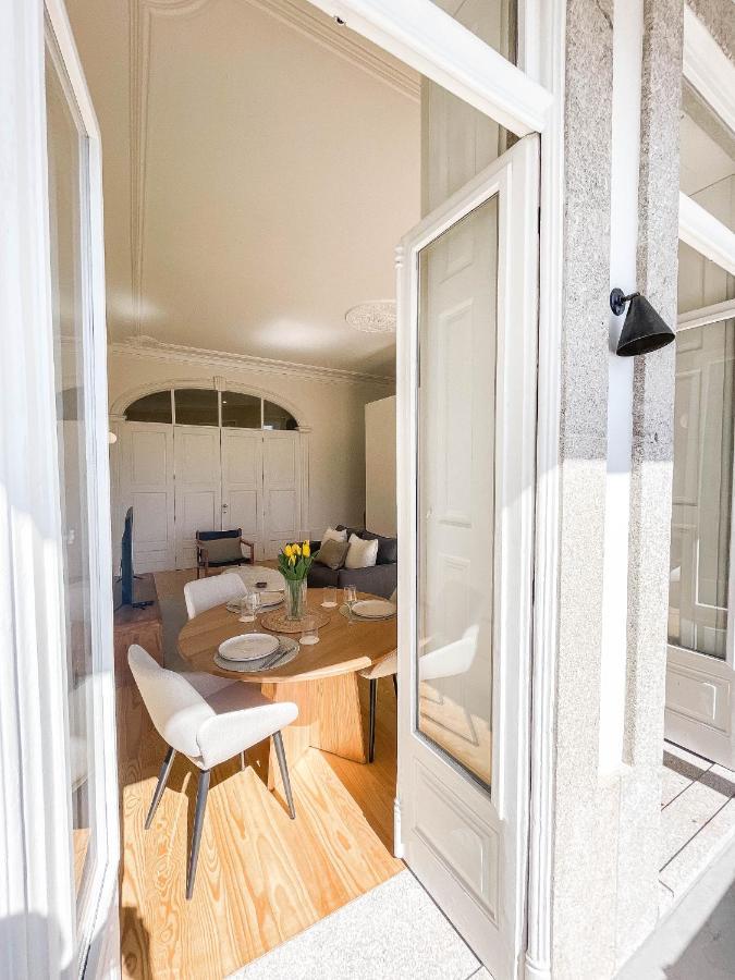 Modern Charming Loft With Balcony In Central بورتو المظهر الخارجي الصورة